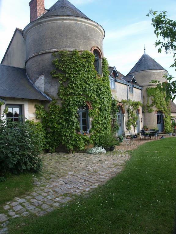 Hotel Le Vivier Challes Exterior foto